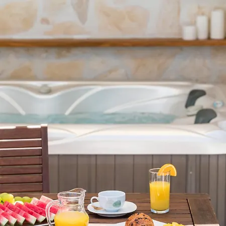 Apartment Tonina - House With Terrace, Jacuzzi, Free Parking