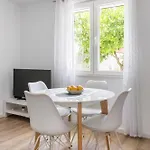 Tonina - Private Jacuzzi, Free Parking, Terrace Apartamento *